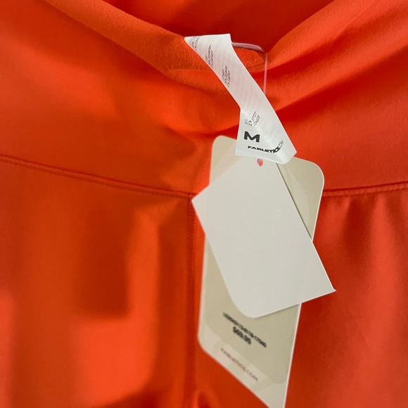 Fabletics exercise set - Picture 9 of 10